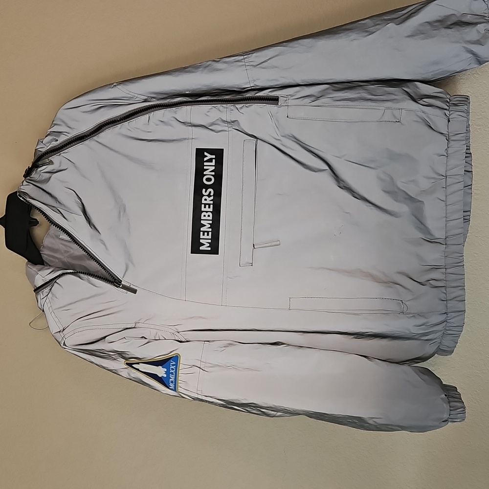 Members Only Space Suit Reflective Pullover Medium
